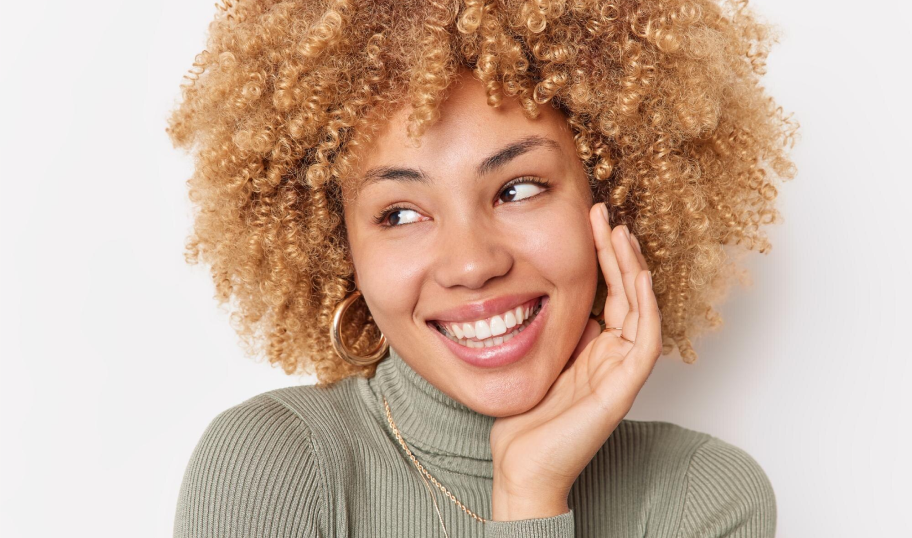 Clareamento Dental: O que Você Precisa Saber